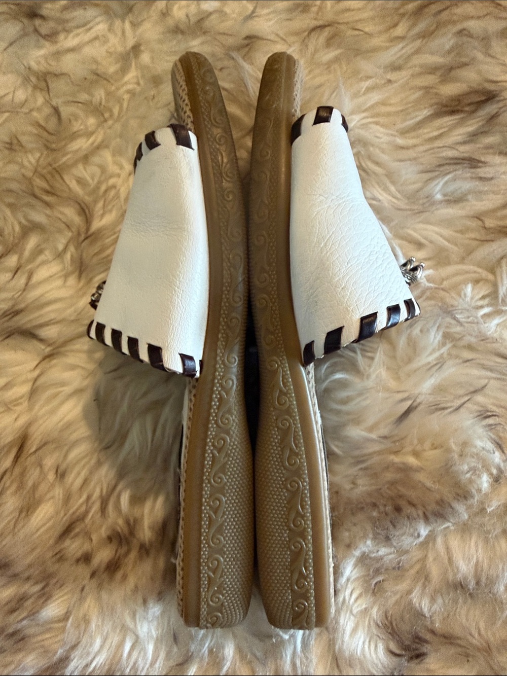 Brighton White Leather Slide Sandals with Brown Trim - Picture 3 of 9